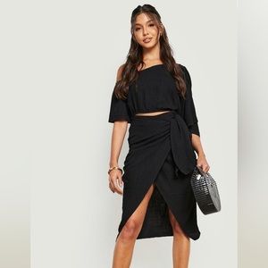 New Boohoo- Black Skirt Set